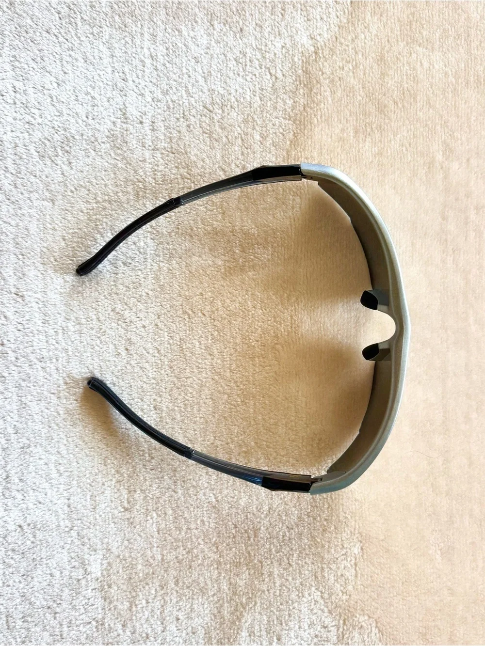 Vintage Y2K Sporty Silver Mirror Sports Sunglasses
